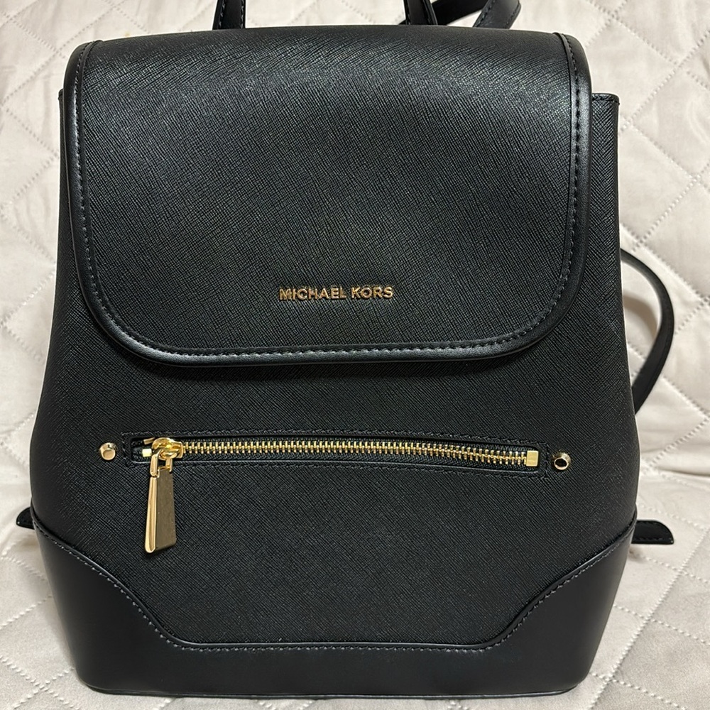 Michael Kors-small Backpack-Lightly used